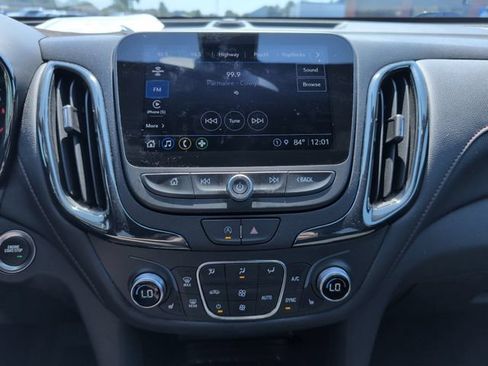 Used 2024 Chevrolet Equinox RS FWD image 18