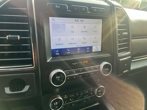 Used 2021 Ford Expedition Limited RWD image 13
