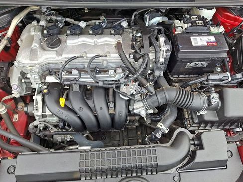 Used 2021 Toyota Corolla LE image 28