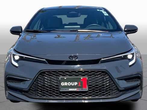 Certified 2025 Toyota Corolla SE FWD image 3