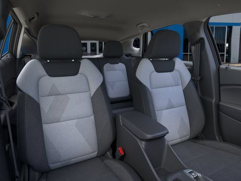 New 2026 Chevrolet Trax LS w/ LS Convenience Package FWD image 16