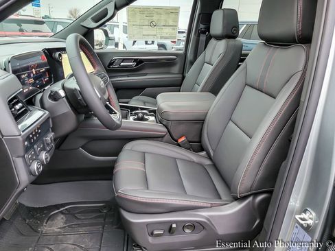 New 2026 Chevrolet Suburban RST w/ RST Capability Package image 8