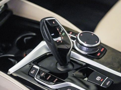 Used 2018 BMW 540i RWD image 20