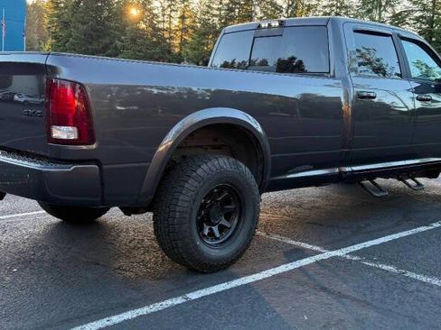 Used 2018 RAM 2500 Laramie w/ Sport Appearance Group AWD/4WD image 6