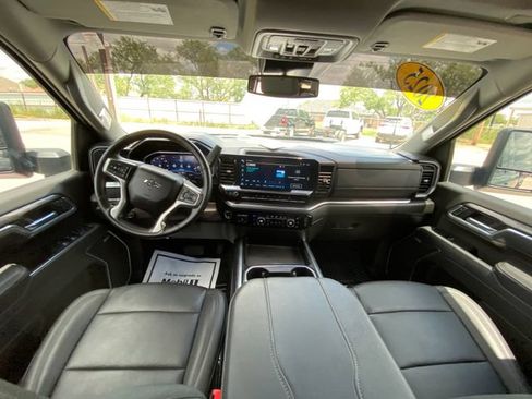 Used 2025 Chevrolet Silverado 2500 LTZ w/ Trail Boss Package AWD/4WD image 15
