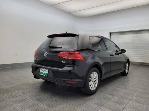 Used 2015 Volkswagen Golf S image 9