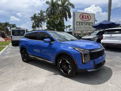 Used 2026 Kia Sportage EX w/ EX Panorama Roof Package FWD image 2