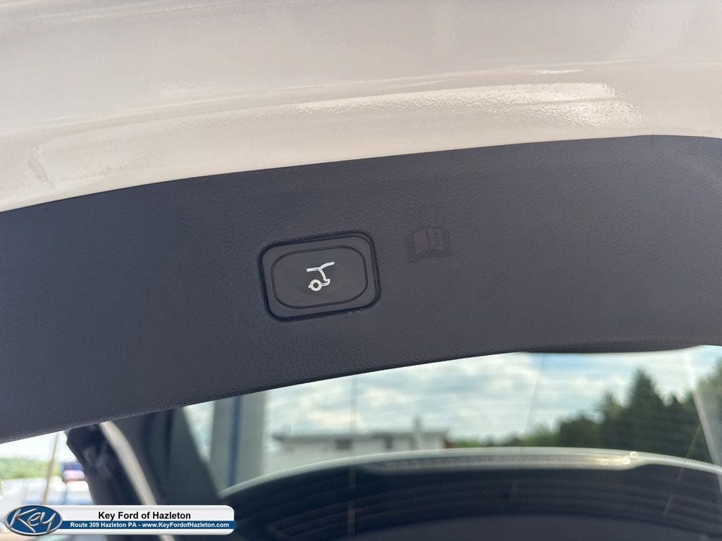 Used 2022 Ford Edge ST w/ Equipment Group 401A AWD/4WD image 48