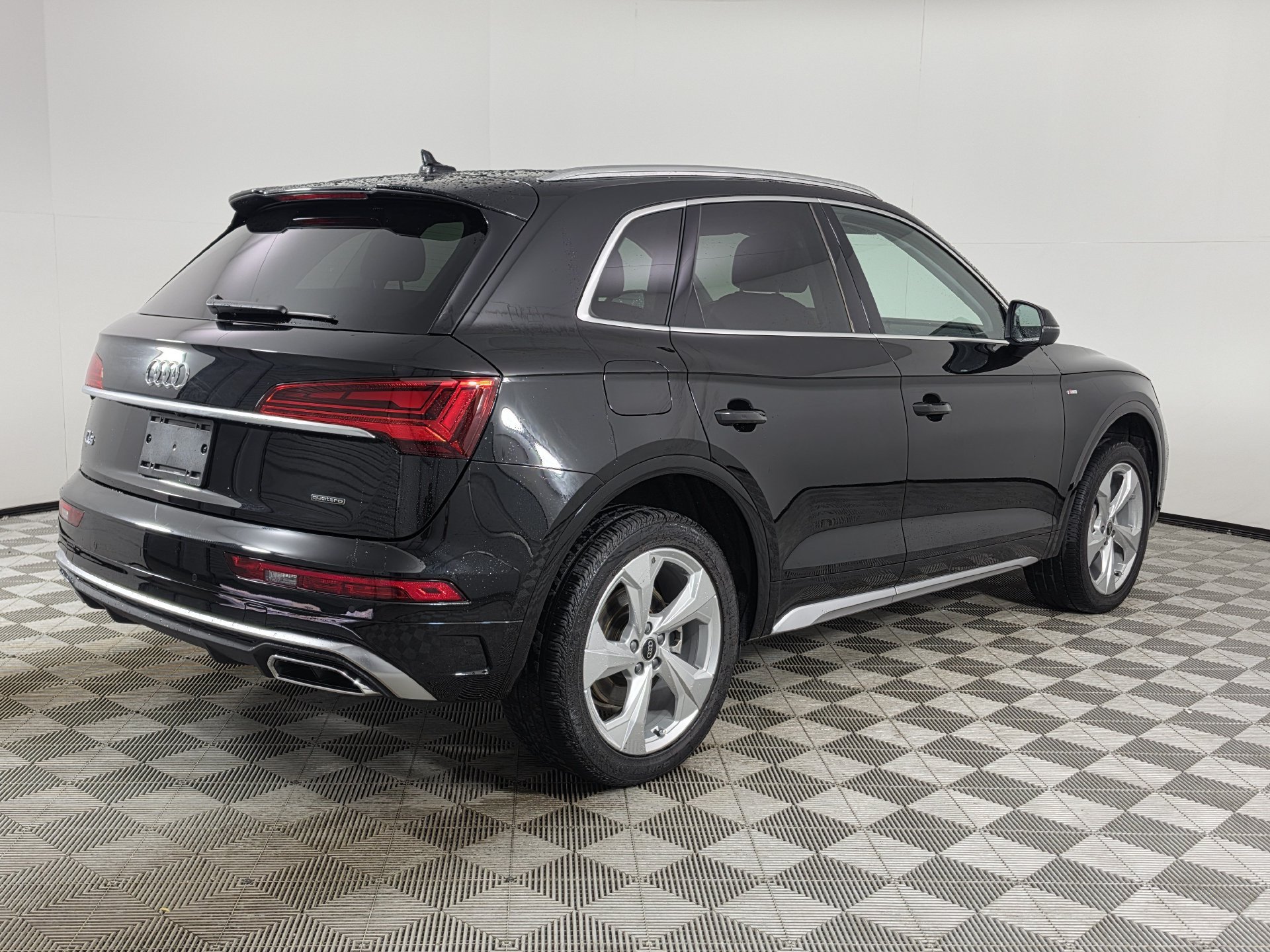 Used 2023 Audi Q5 2.0T Premium Plus AWD/4WD image 43