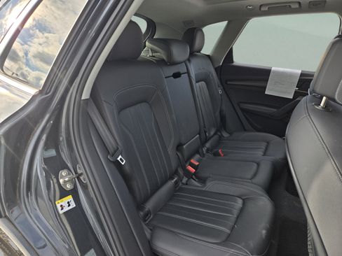 Used 2022 Audi Q5 2.0T Premium Plus AWD/4WD image 24