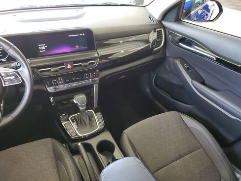 Used 2024 Kia Seltos S FWD image 13