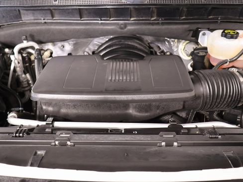 Used 2024 Chevrolet Tahoe Z71 w/ Luxury Package image 23