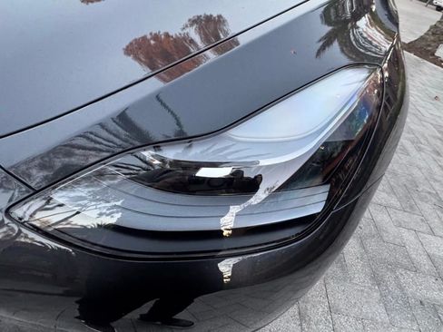 Used 2024 Tesla Model Y Long Range AWD/4WD image 41