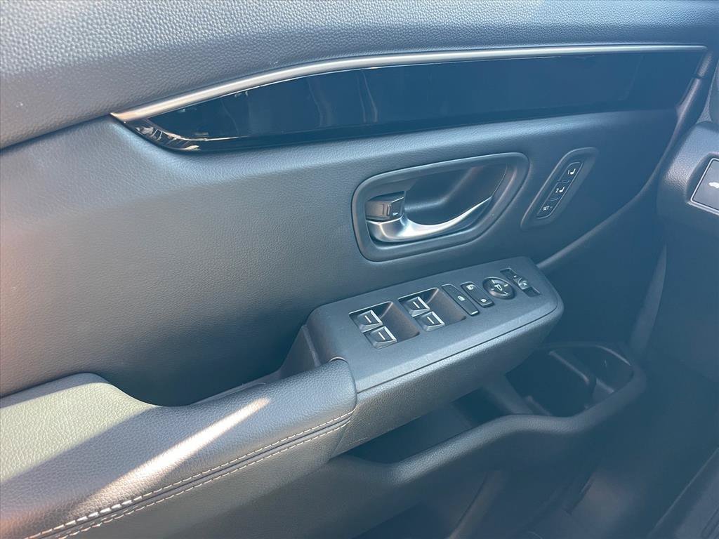 Used 2025 Honda Pilot EX-L image 19