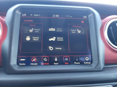 Used 2018 Jeep Wrangler Unlimited Rubicon image 25