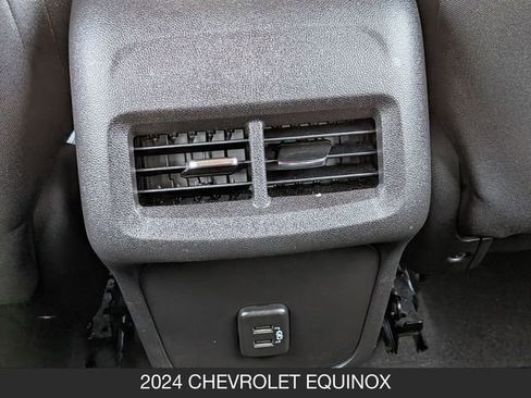 Used 2024 Chevrolet Equinox LT AWD/4WD image 13