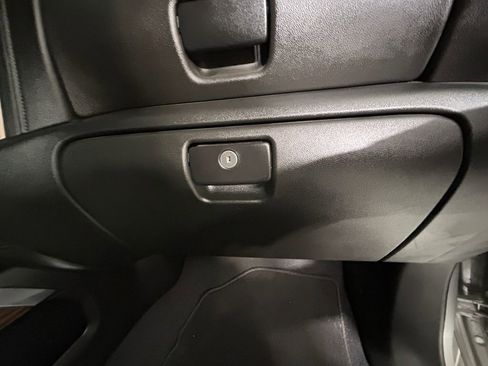 Used 2020 Chevrolet Silverado 3500 High Country w/ Technology Package image 24