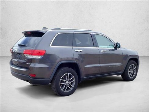 Used 2018 Jeep Grand Cherokee Limited AWD/4WD image 3