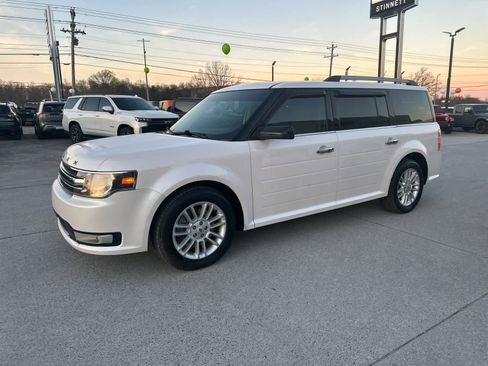 Used 2019 Ford Flex SEL w/ Equipment Group 202A image 5