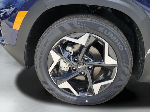 New 2026 Kia Seltos EX FWD image 38