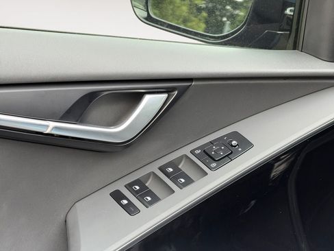 Used 2024 Kia Niro Wind FWD image 21