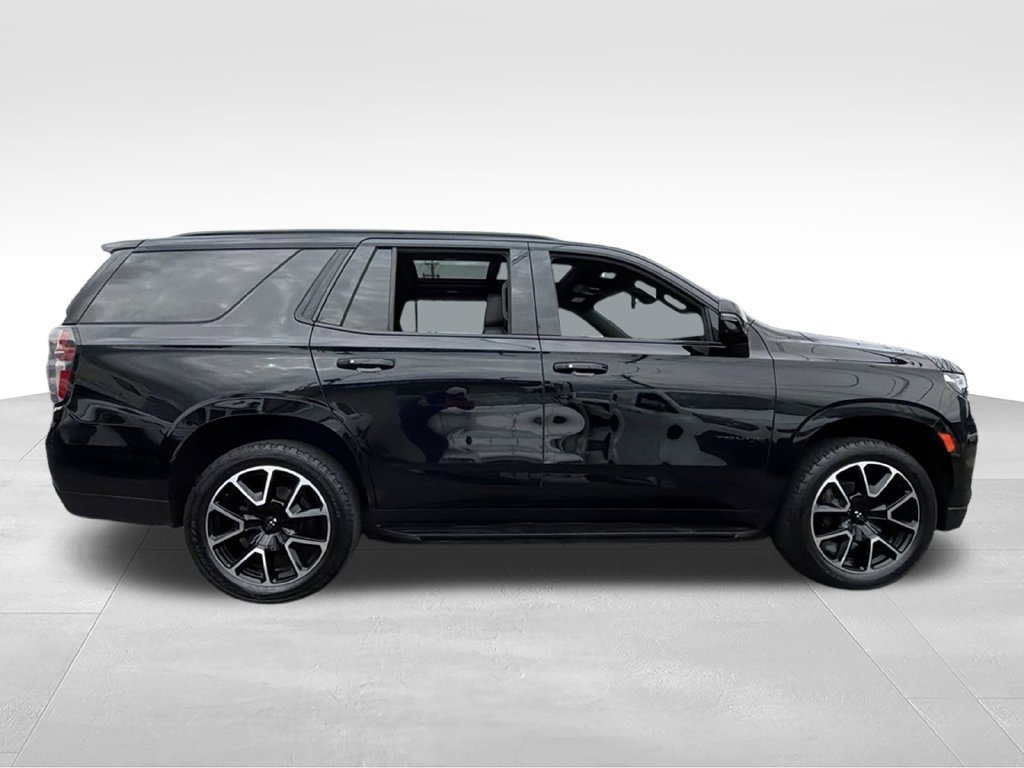 Used 2022 Chevrolet Tahoe RST w/ Luxury Package AWD/4WD image 15