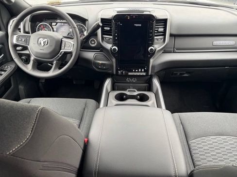 New 2026 RAM 2500 Big Horn AWD/4WD image 29