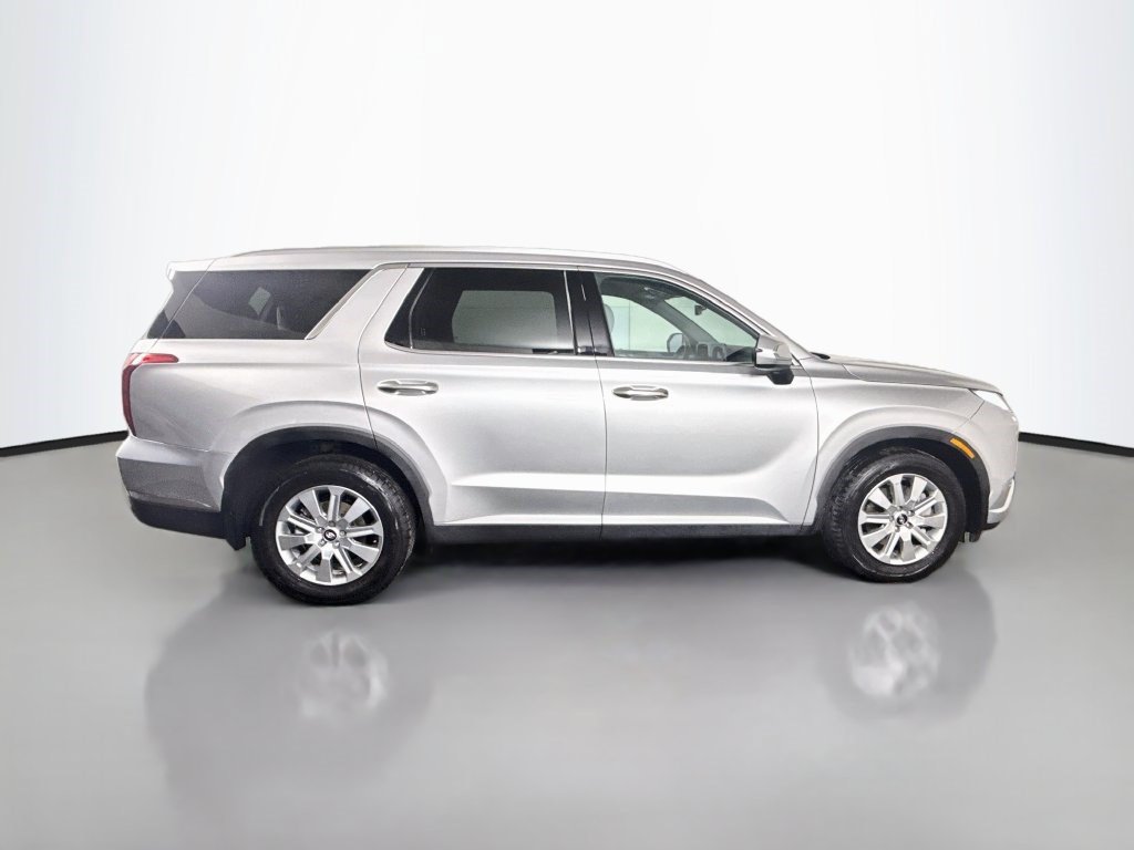 Used 2025 Hyundai Palisade SEL FWD image 11