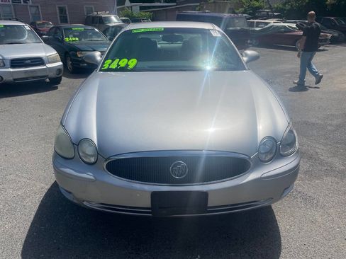 Used 2006 Buick LaCrosse CX FWD image 3