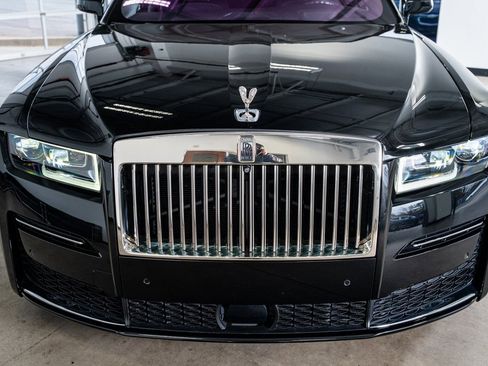 Used 2022 Rolls-Royce Ghost image 16