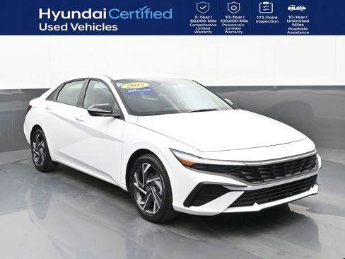 Certified 2025 Hyundai Elantra Sport image 1