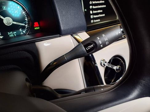 Used 2023 Rolls-Royce Cullinan AWD/4WD image 10