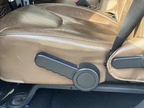 Used 2016 Jeep Wrangler Unlimited Sahara w/ Connectivity Group image 20