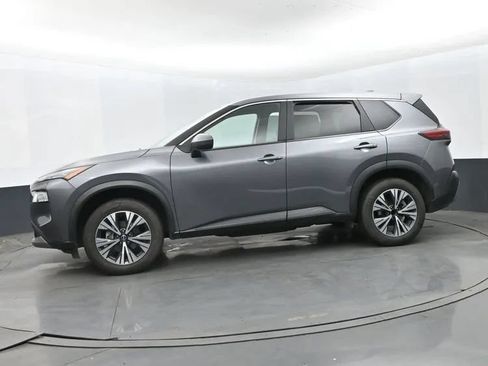 Used 2023 Nissan Rogue SV FWD image 5
