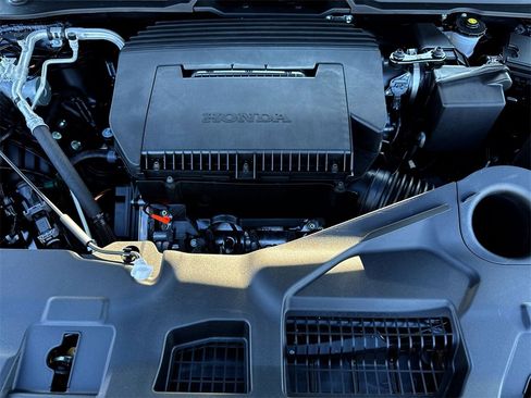 New 2025 Honda Pilot Touring image 27