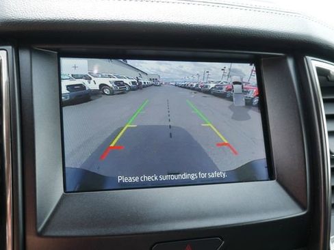 Used 2023 Ford Ranger Lariat w/ Tremor Off-Road Package image 4