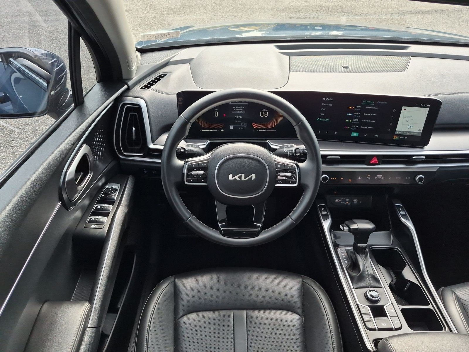 Used 2024 Kia Sorento EX w/ Panoramic Sunroof Package FWD image 21