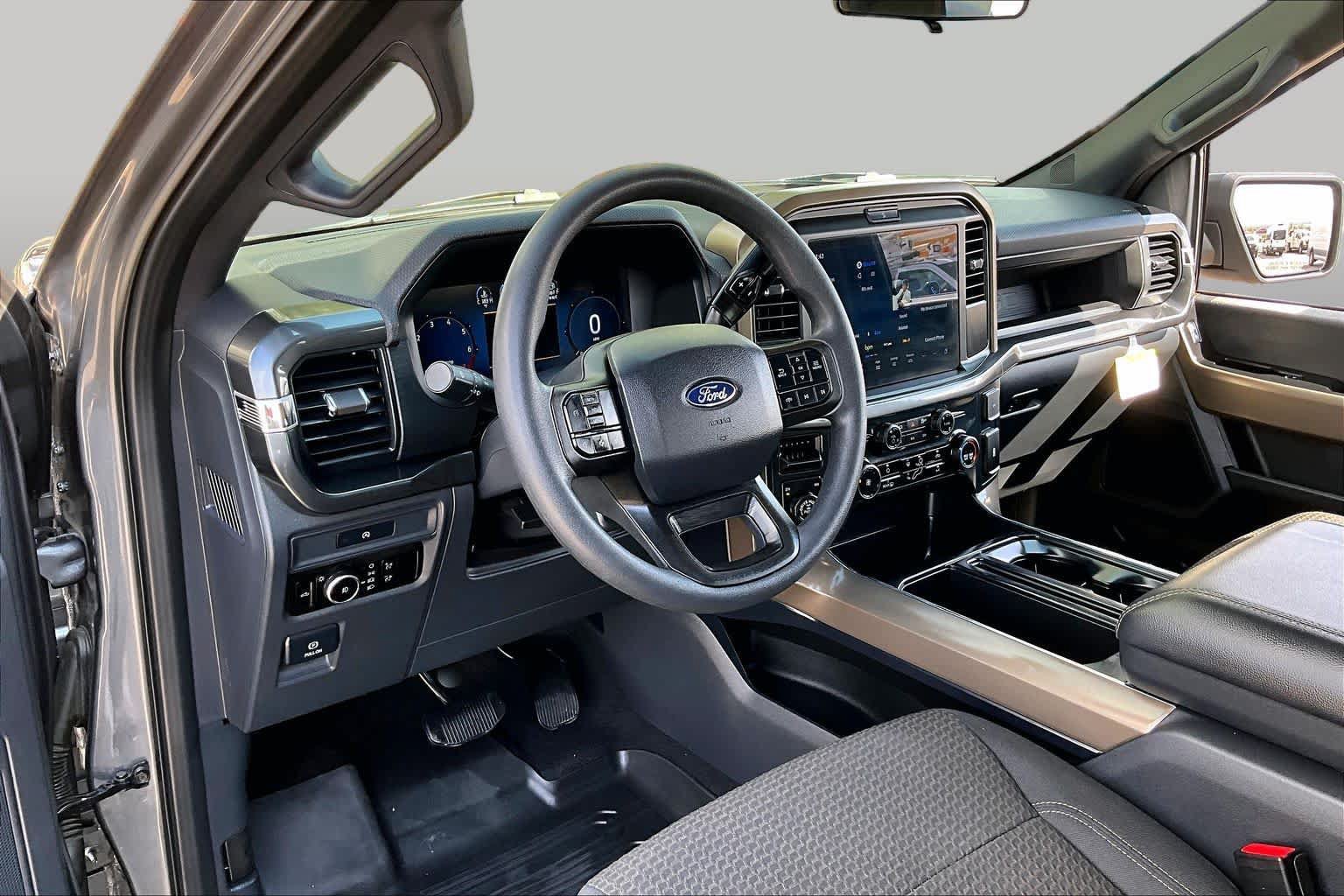Used 2025 Ford F150 STX w/ Equipment Group 201A FX4 AWD/4WD image 16
