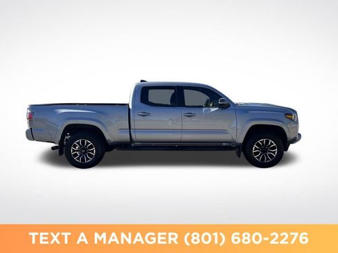 Used 2020 Toyota Tacoma TRD Sport w/ Technology Package AWD/4WD image 6