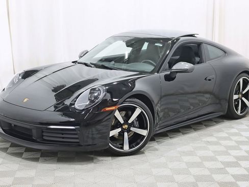Used 2023 Porsche 911 Carrera T RWD image 7