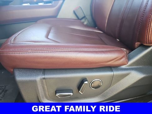 Used 2023 Ford Expedition Max Limited image 31