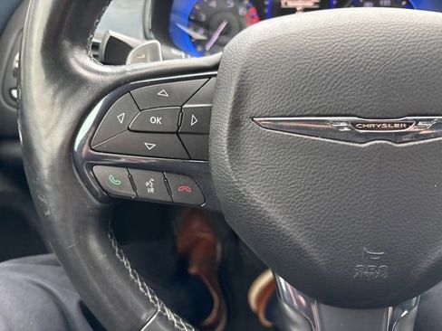 Used 2015 Chrysler 200 S w/ Comfort Group image 27