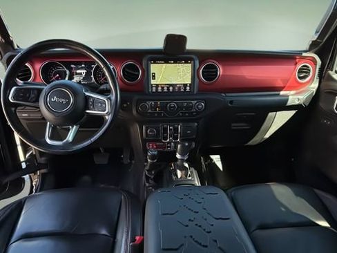 Used 2020 Jeep Gladiator Rubicon image 16