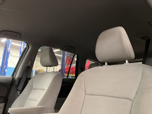 Used 2019 Honda Pilot EX image 17