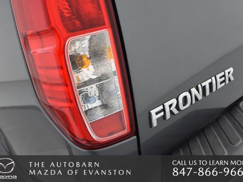 Used 2016 Nissan Frontier SV image 35