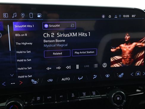 Used 2025 Chevrolet Blazer EV LT image 17