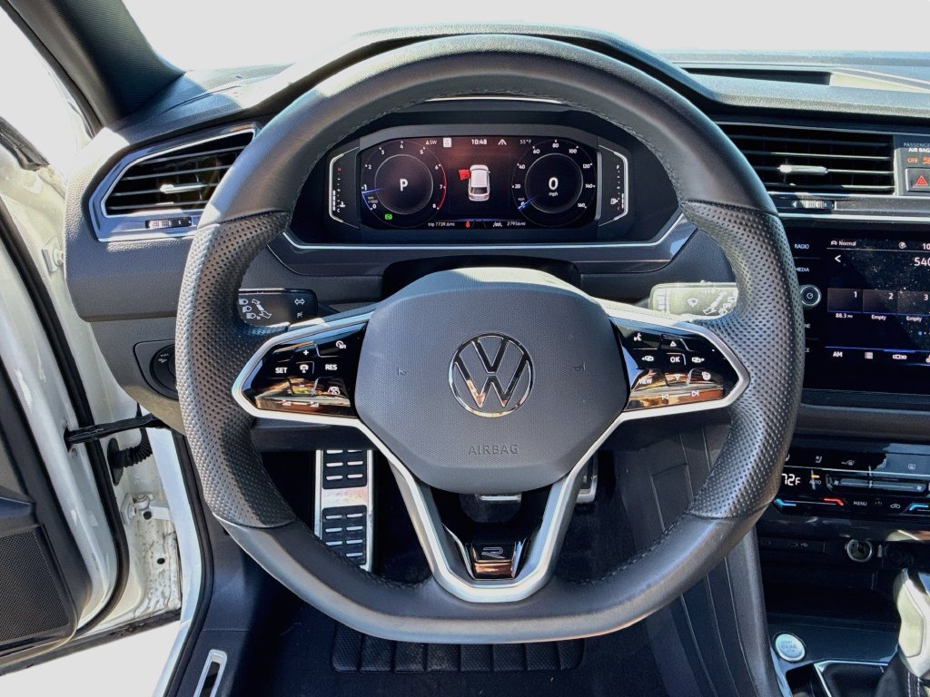Used 2024 Volkswagen Tiguan SEL R-Line AWD/4WD image 18