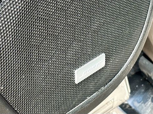 Used 2022 GMC Acadia Denali w/ Denali Ultimate Package image 19