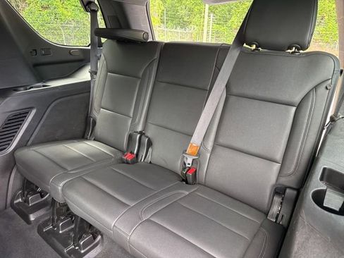 Used 2024 Chevrolet Tahoe LT AWD/4WD image 24
