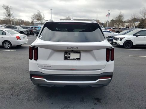 New 2026 Kia Sorento S image 5